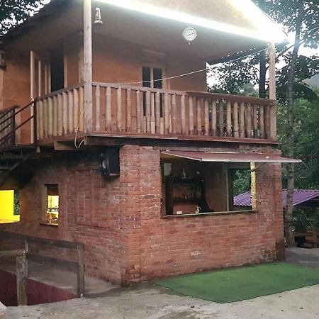 Oasis Gasamania Hotel Batumi Bagian luar foto