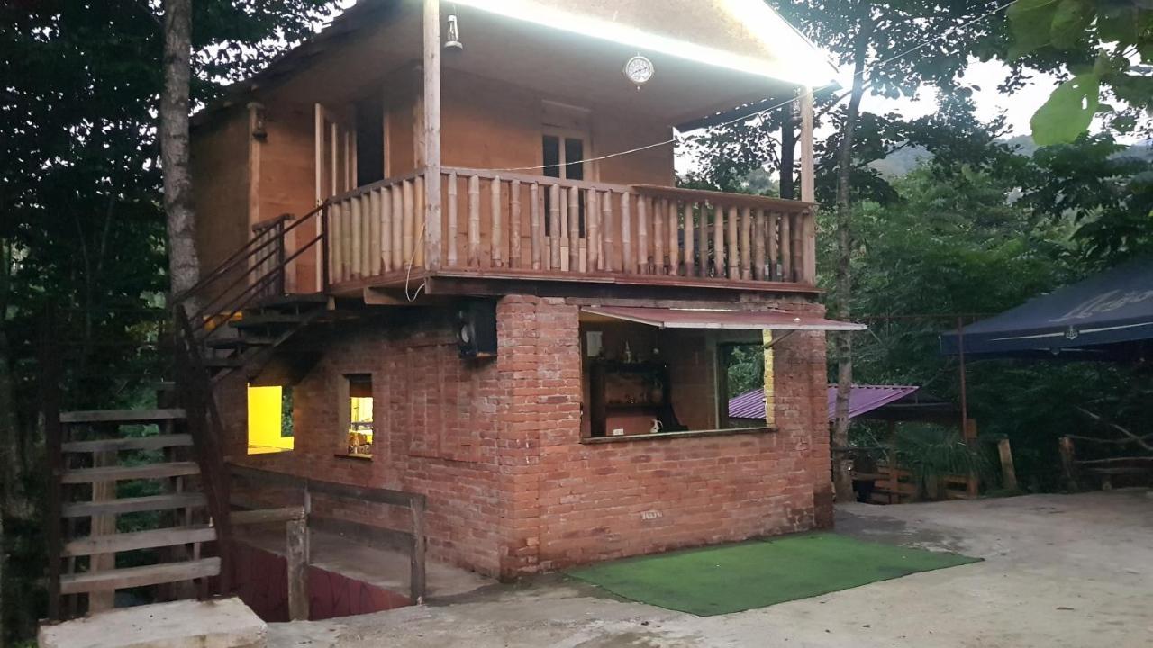Oasis Gasamania Hotel Batumi Bagian luar foto