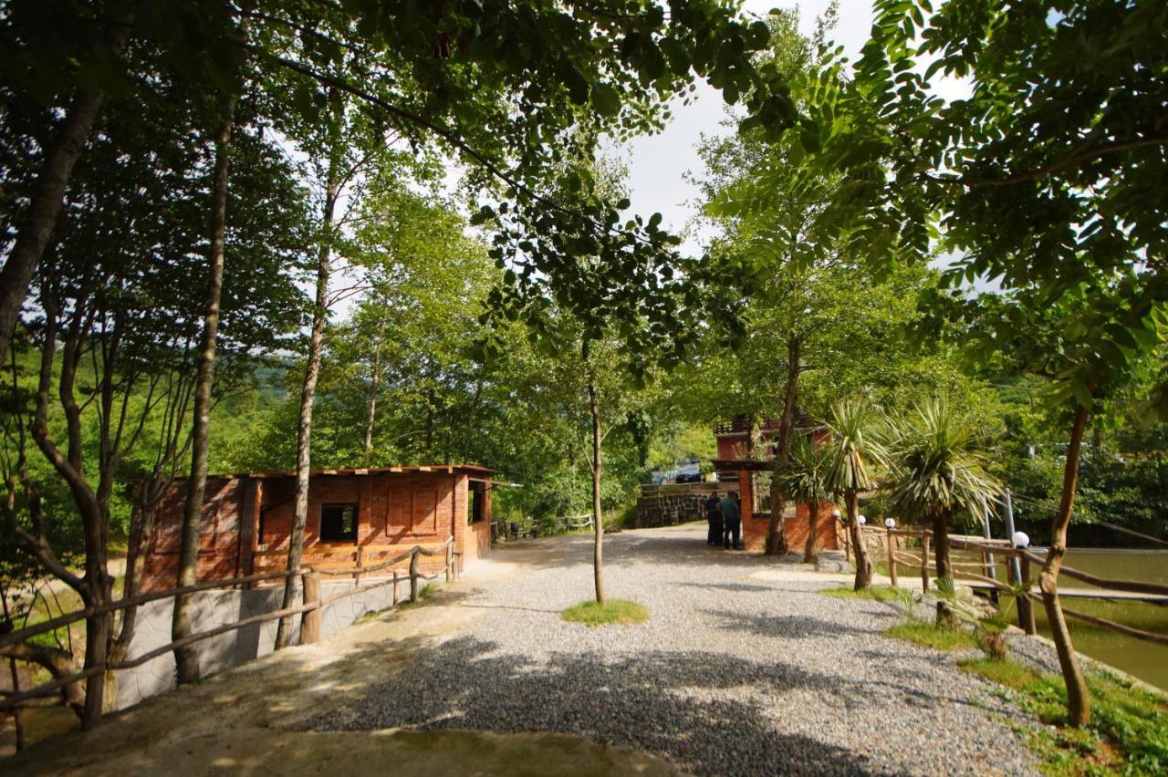 Oasis Gasamania Hotel Batumi Bagian luar foto